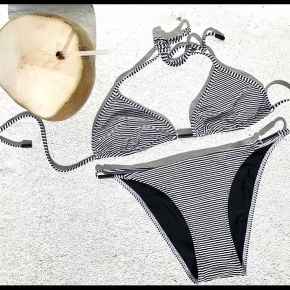 Triangl Cassie striped bikini - Picture 2 of 5